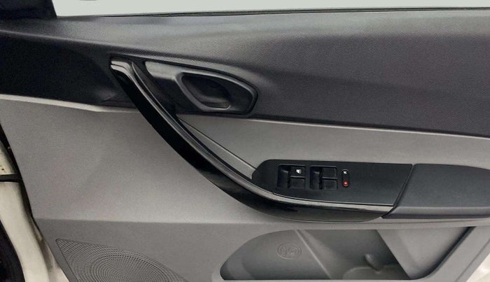 2020 Tata Tiago XT PETROL, Petrol, Manual, 51,529 km, Driver Side Door Panels Control