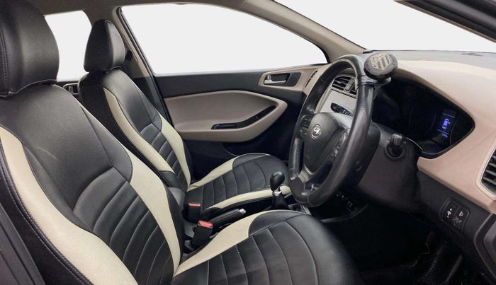 2019 Hyundai Elite i20 ASTA 1.2 (O), Petrol, Manual, 57,400 km, Right Side Front Door Cabin