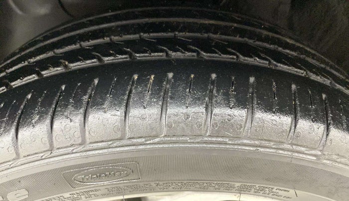 2019 Hyundai Elite i20 ASTA 1.2 (O), Petrol, Manual, 57,400 km, Left Front Tyre Tread