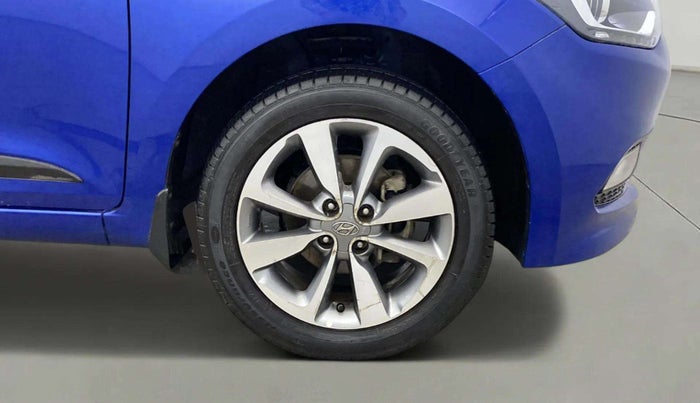 2016 Hyundai Elite i20 ASTA 1.2 (O), Petrol, Manual, 44,702 km, Right Front Wheel