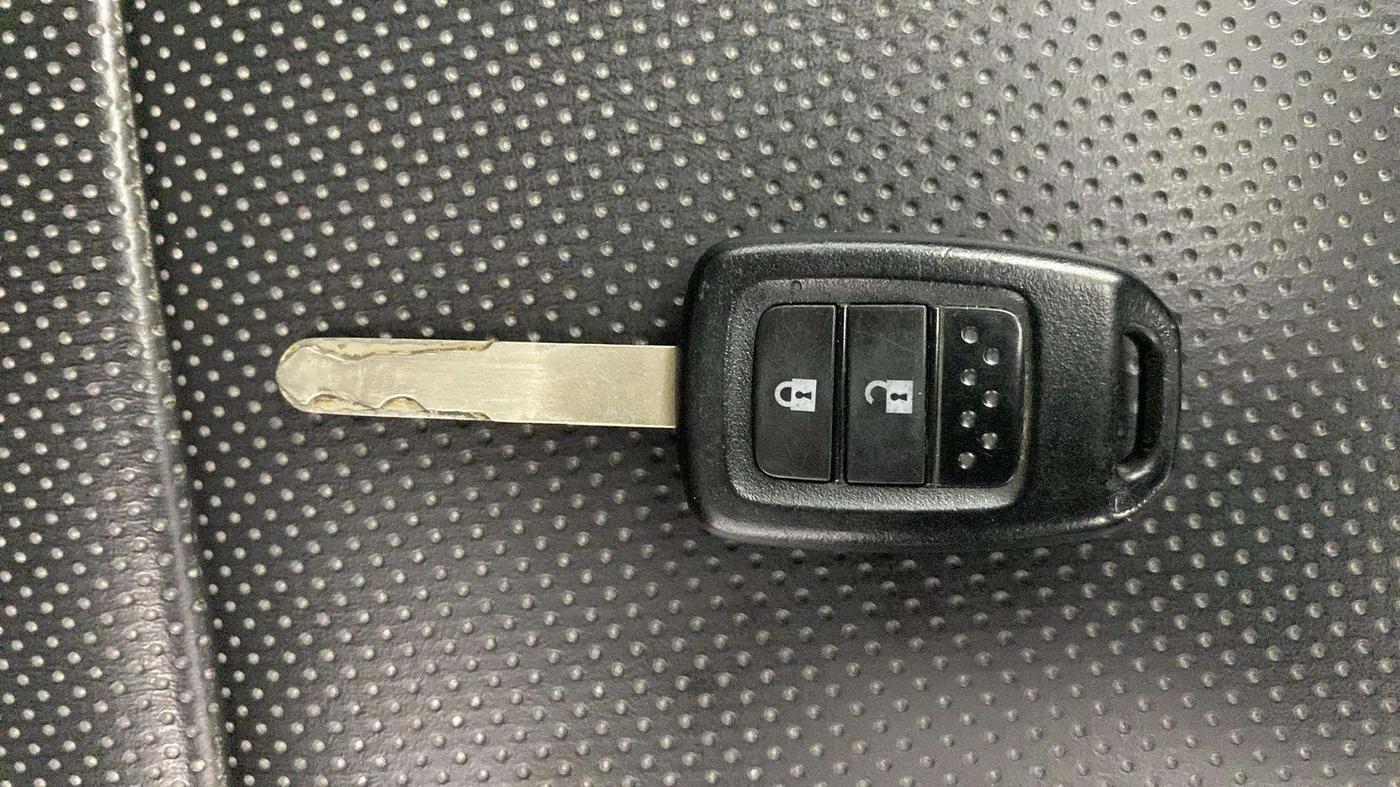 2019 Honda WR-V 1.2L I-VTEC VX MT, Petrol, Manual, 27,400 km, Key Close Up