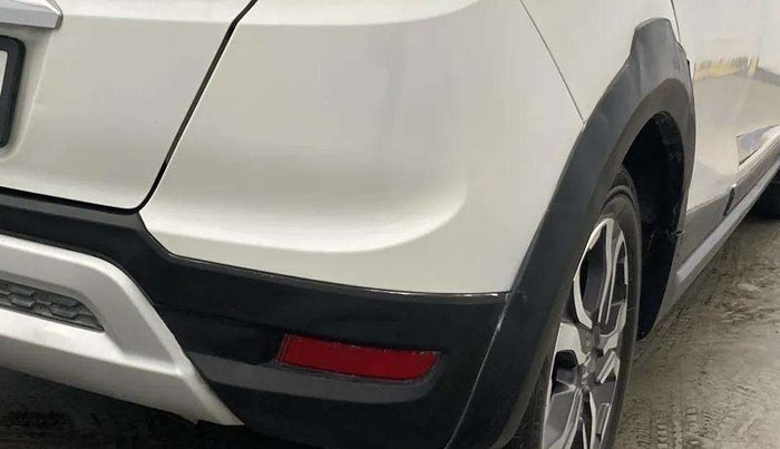 2019 Honda WR-V 1.2L I-VTEC VX MT, Petrol, Manual, 27,400 km, Rear bumper - Minor scratches