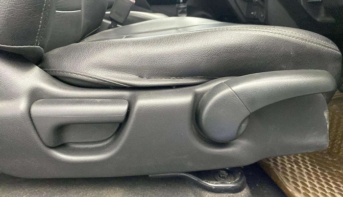2019 Honda WR-V 1.2L I-VTEC VX MT, Petrol, Manual, 27,400 km, Driver Side Adjustment Panel