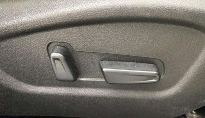 2021 KIA SELTOS HTX PLUS AT1.5 DIESEL, Diesel, Automatic, 31,876 km, Driver Side Adjustment Panel