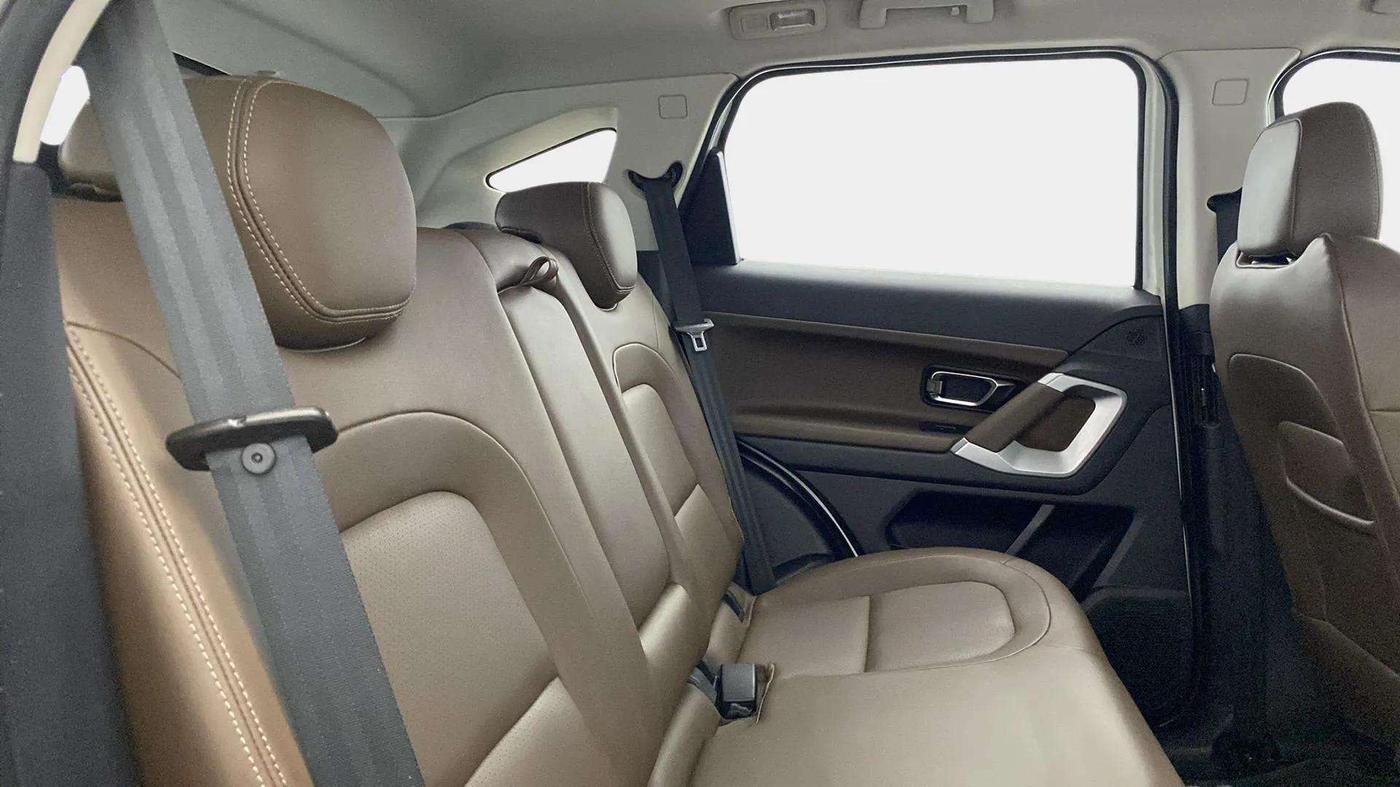 2021 Tata Harrier XZA PLUS 2.0L DUAL TONE, Diesel, Automatic, 44,378 km, Right Side Rear Door Cabin