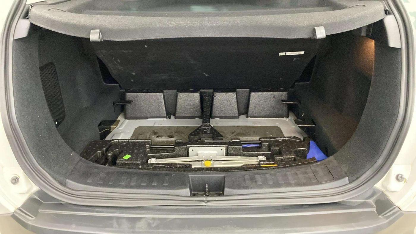 2021 Tata Harrier XZA PLUS 2.0L DUAL TONE, Diesel, Automatic, 44,378 km, Boot Open Zoomed View