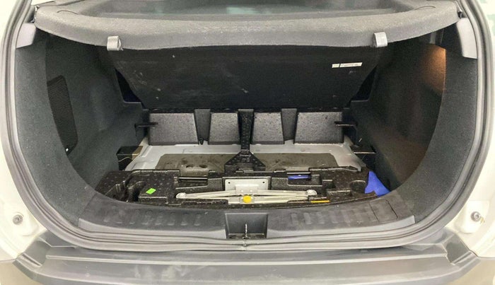 2021 Tata Harrier XZA PLUS 2.0L DUAL TONE, Diesel, Automatic, 44,023 km, Boot Open Zoomed View