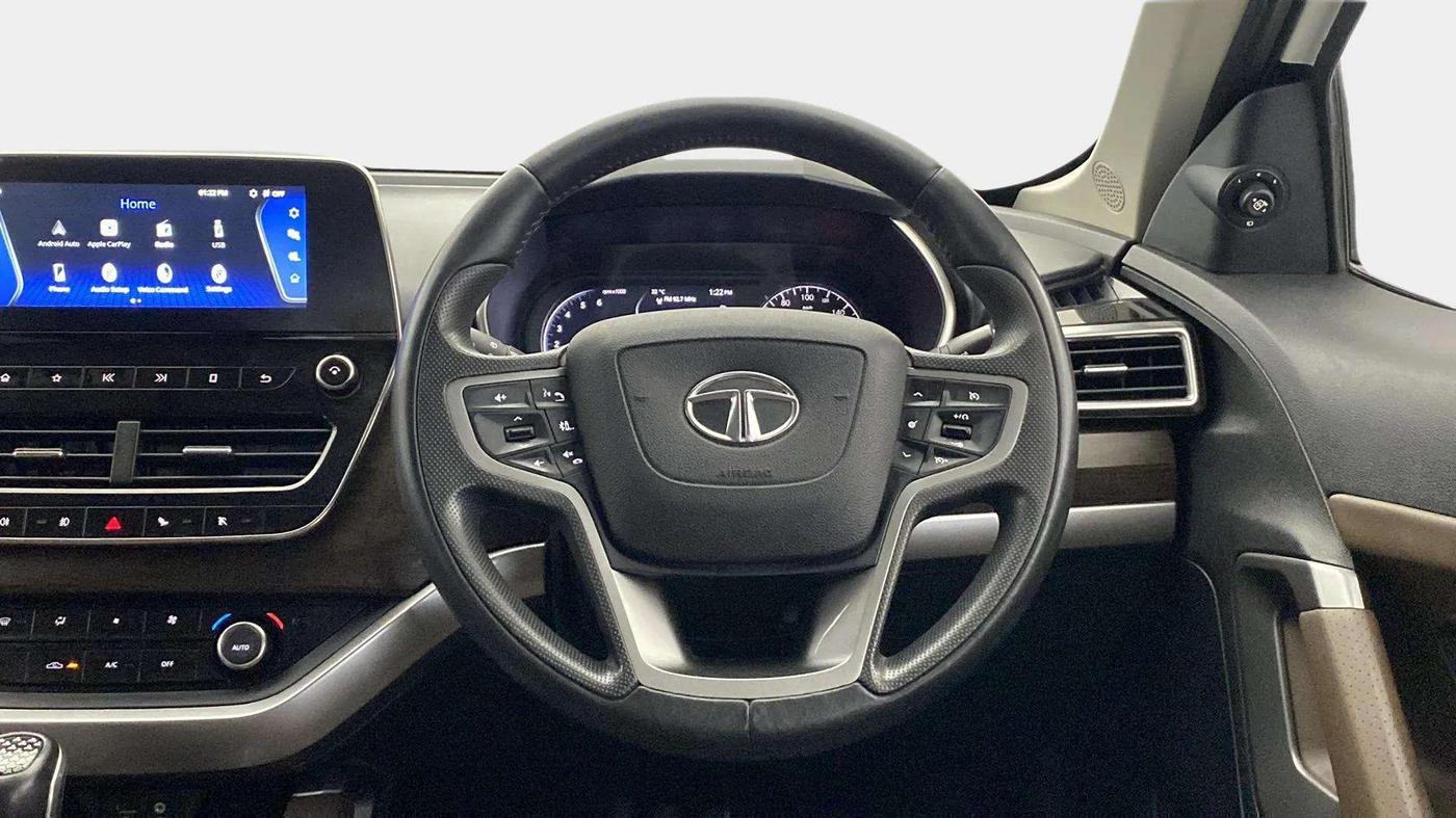 2021 Tata Harrier XZA PLUS 2.0L DUAL TONE, Diesel, Automatic, 44,378 km, Steering Wheel Close Up
