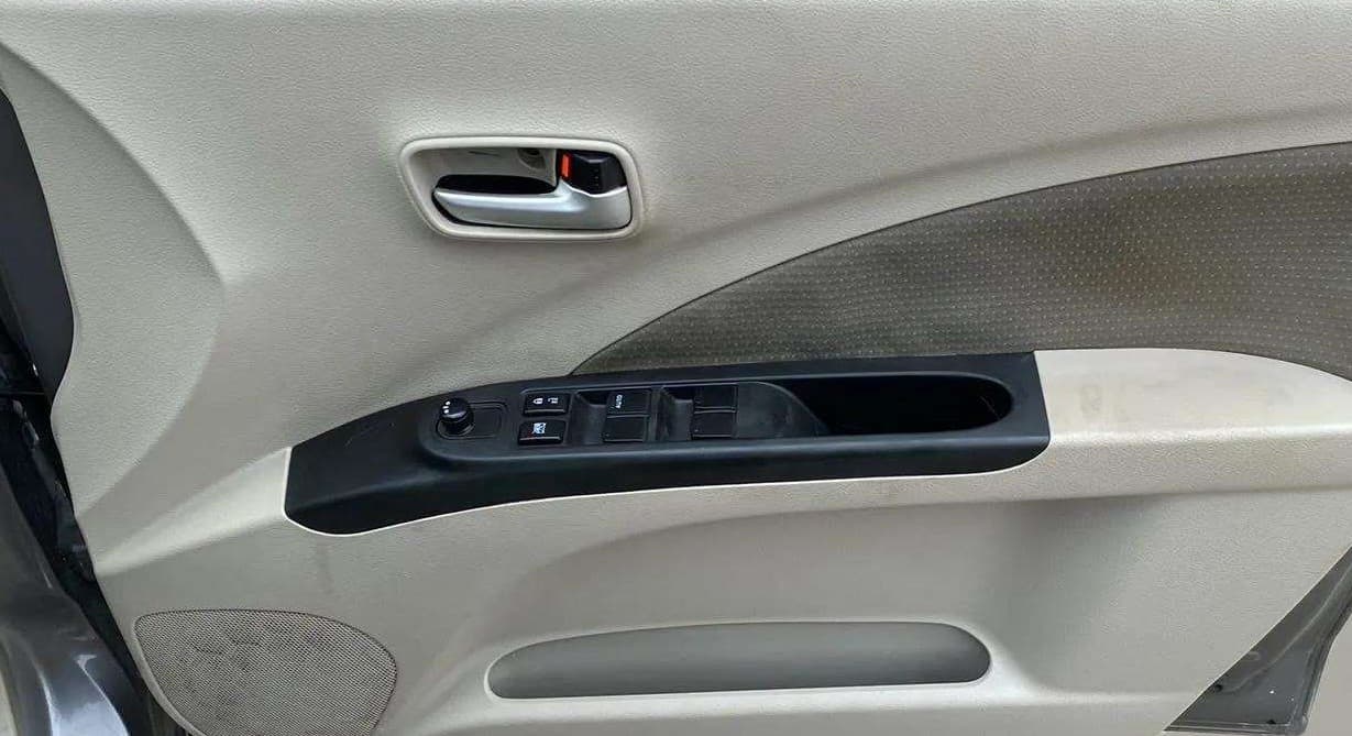 2018 Maruti Celerio ZXI AMT, Petrol, Automatic, 44,696 km, Driver Side Door Panels Control