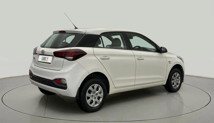 2018 Hyundai Elite i20 MAGNA EXECUTIVE CVT, Petrol, Automatic, 12,704 km, Right Back Diagonal
