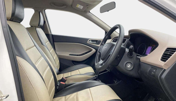 2018 Hyundai Elite i20 MAGNA EXECUTIVE CVT, Petrol, Automatic, 12,704 km, Right Side Front Door Cabin