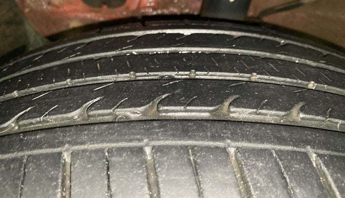 2017 Hyundai Creta SX PLUS 1.6 PETROL, Petrol, Manual, 73,653 km, Left Front Tyre Tread