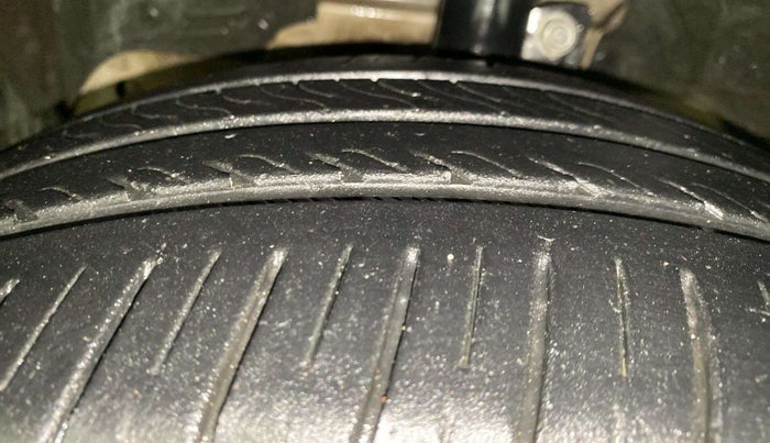 2019 Ford FREESTYLE TITANIUM 1.5 DIESEL, Diesel, Manual, 74,073 km, Left Front Tyre Tread