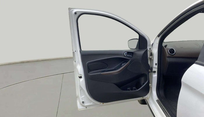 2019 Ford FREESTYLE TITANIUM 1.5 DIESEL, Diesel, Manual, 74,073 km, LHS Front Door