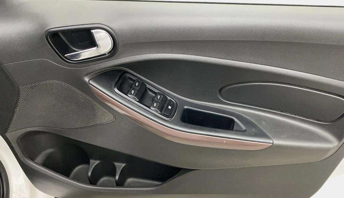 2019 Ford FREESTYLE TITANIUM 1.5 DIESEL, Diesel, Manual, 74,073 km, Driver Side Door Panels Control