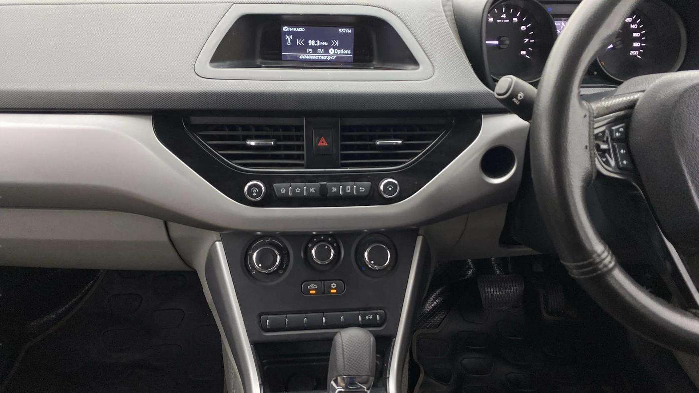 2019 Tata NEXON XMA PETROL, Petrol, Automatic, 94,711 km, Air Conditioner