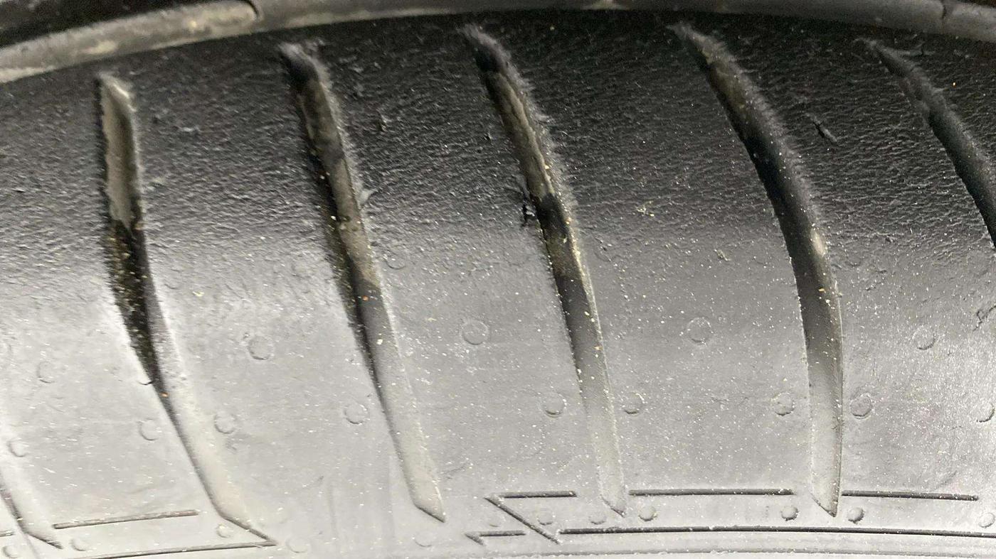 2019 Tata NEXON XMA PETROL, Petrol, Automatic, 94,711 km, Left Front Tyre Tread