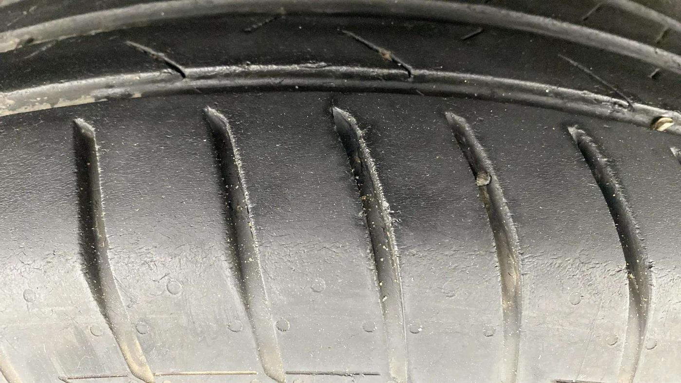 2019 Tata NEXON XMA PETROL, Petrol, Automatic, 94,711 km, Right Rear Tyre Tread
