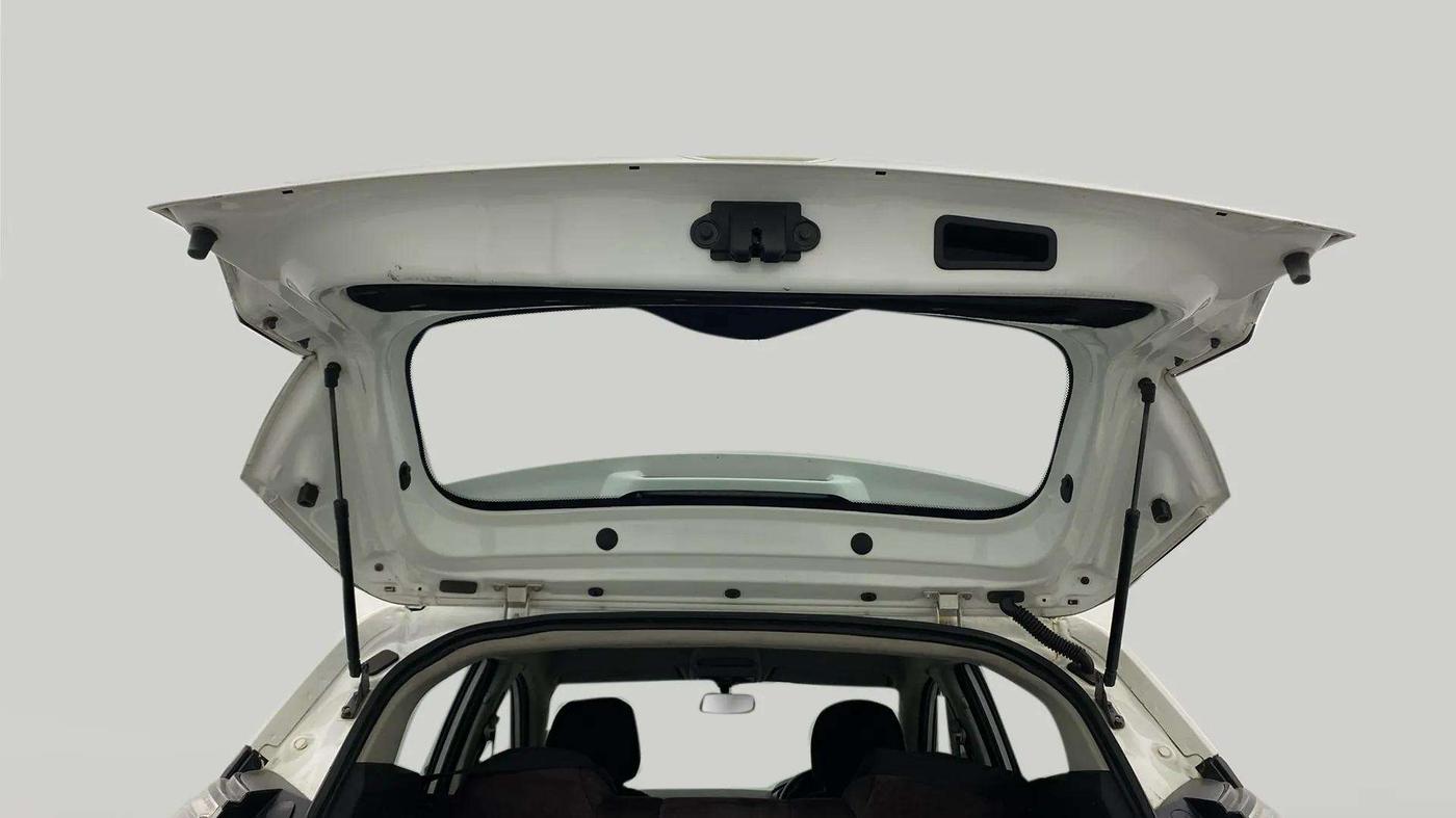 2019 Tata NEXON XMA PETROL, Petrol, Automatic, 94,711 km, Boot Door Open