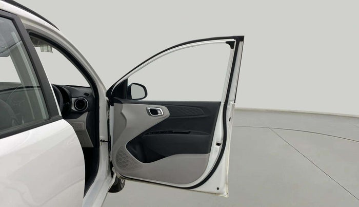 2023 Hyundai GRAND I10 NIOS SPORTZ 1.2 KAPPA VTVT CNG, CNG, Manual, 37,837 km, RHS Front Door
