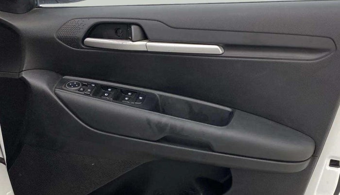 2022 KIA SONET HTK PLUS 1.2, Petrol, Manual, 61,237 km, Driver Side Door Panels Control