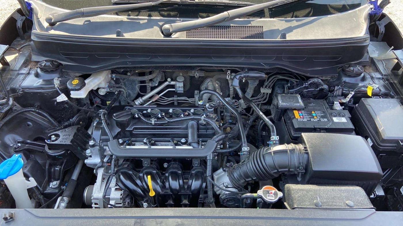 2024 Hyundai VENUE SX 1.2 PETROL, Petrol, Manual, 20,731 km, Open Bonet