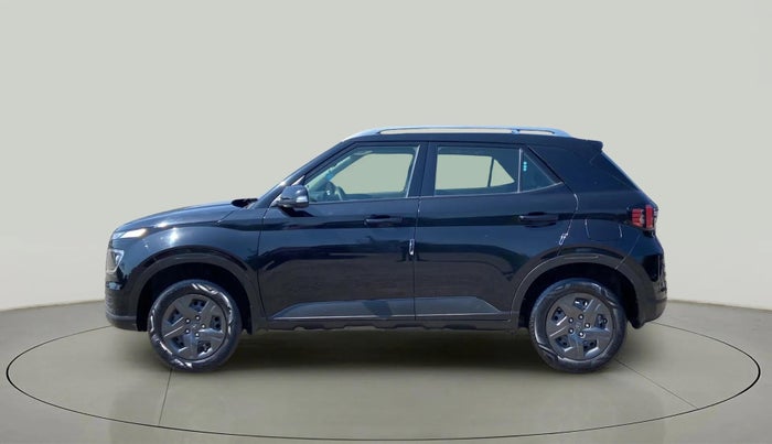 2024 Hyundai VENUE SX 1.2 PETROL, Petrol, Manual, 20,523 km, Left Side