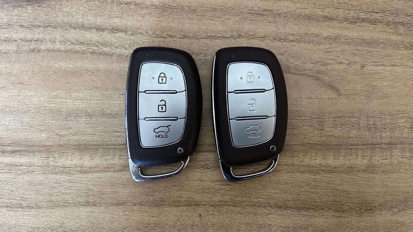 2024 Hyundai VENUE SX 1.2 PETROL, Petrol, Manual, 20,731 km, Key Close Up