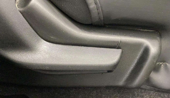 2023 Maruti FRONX DELTA PLUS 1.2MT, Petrol, Manual, 43,437 km, Driver Side Adjustment Panel