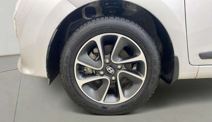 2018 Hyundai Grand i10 SPORTZ (O) AT 1.2 KAPPA VTVT, Petrol, Automatic, 6,422 km, Left Front Wheel