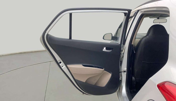 2018 Hyundai Grand i10 SPORTZ (O) AT 1.2 KAPPA VTVT, Petrol, Automatic, 6,422 km, LHS Rear Door