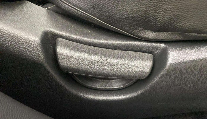 2018 Hyundai Grand i10 SPORTZ (O) AT 1.2 KAPPA VTVT, Petrol, Automatic, 6,422 km, Driver Side Adjustment Panel
