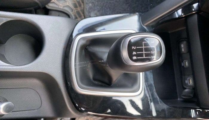 2023 KIA SELTOS  HTK PLUS 1.5 PETROL MT, Petrol, Manual, 7,828 km, Gear Lever