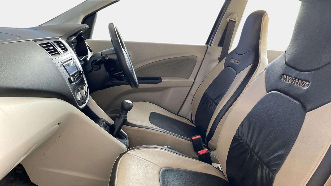 2020 Maruti Celerio ZXI, Petrol, Manual, 25,896 km, Right Side Front Door Cabin