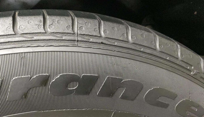 2018 Hyundai Creta E PLUS 1.6 PETROL, Petrol, Manual, 88,764 km, Left Rear Tyre Tread