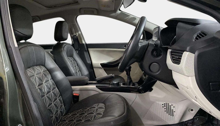 2022 Tata NEXON XZ PLUS (HS) PETROL, Petrol, Manual, 11,747 km, Right Side Front Door Cabin