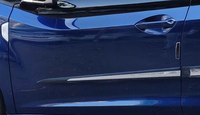 2023 Tata ALTROZ XZ CNG, CNG, Manual, 38,674 km, Front passenger door - Minor scratches