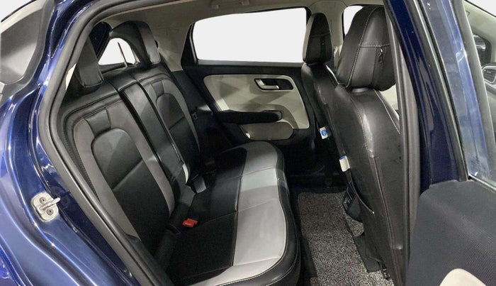 2023 Tata ALTROZ XZ CNG, CNG, Manual, 38,674 km, Right Side Rear Door Cabin