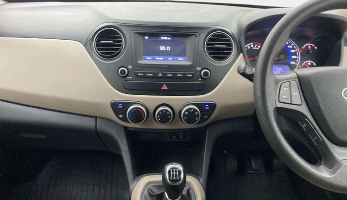 2017 Hyundai Grand i10 SPORTZ 1.2 KAPPA VTVT, Petrol, Manual, 39,701 km, Air Conditioner