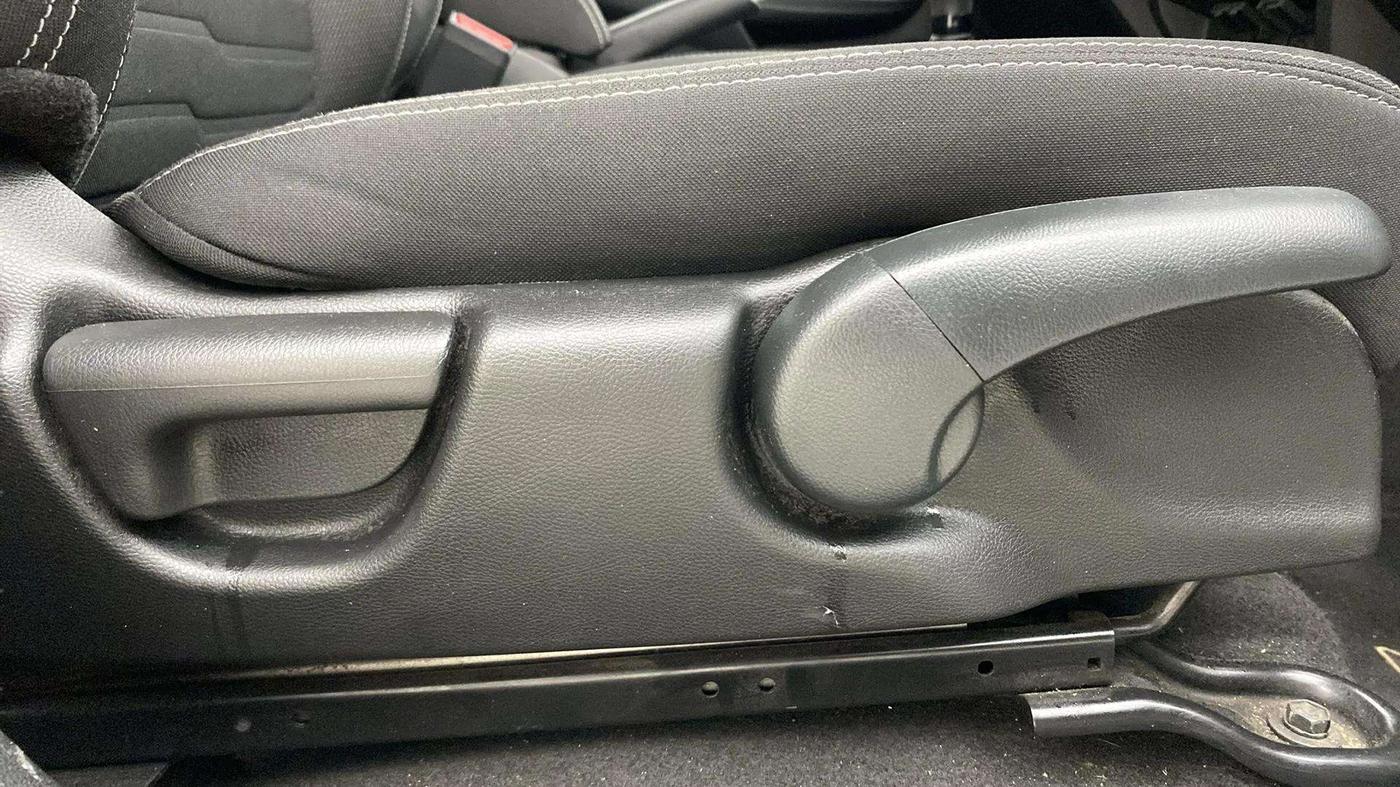 2023 Honda WR-V 1.2L I-VTEC VX MT, Petrol, Manual, 30,356 km, Driver Side Adjustment Panel