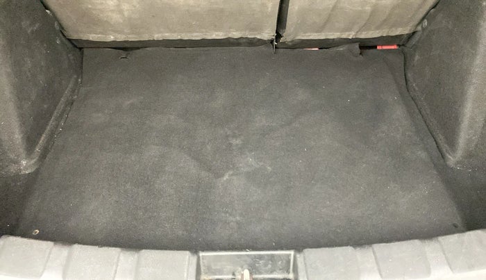 2018 Tata NEXON XZA PLUS DIESEL, Diesel, Automatic, 40,326 km, Boot Inside