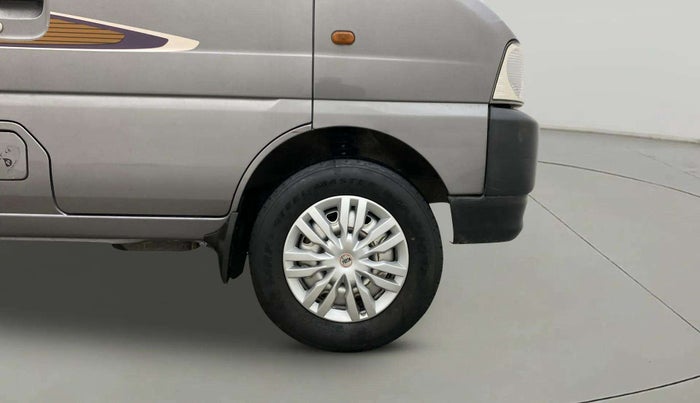2021 Maruti Eeco 7 STR, Petrol, Manual, 75,240 km, Right Front Wheel