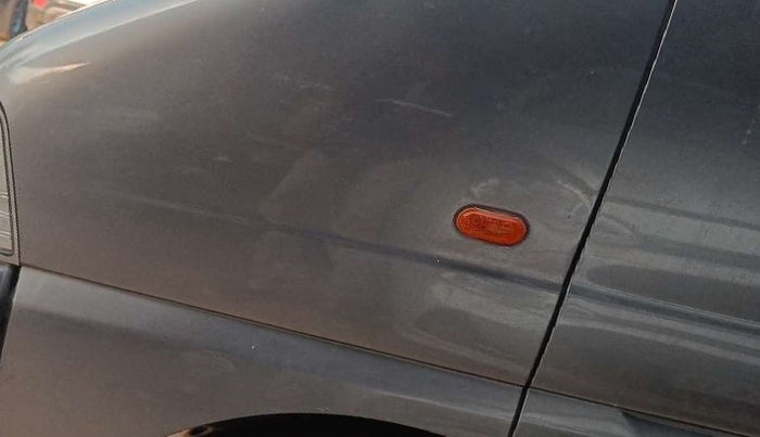 2021 Maruti Eeco 7 STR, Petrol, Manual, 75,240 km, Left fender - Minor scratches