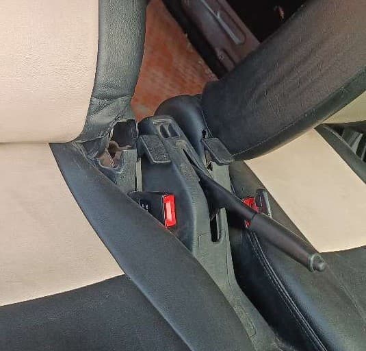 2021 Maruti Eeco 7 STR, Petrol, Manual, 75,337 km, Driver Side Adjustment Panel