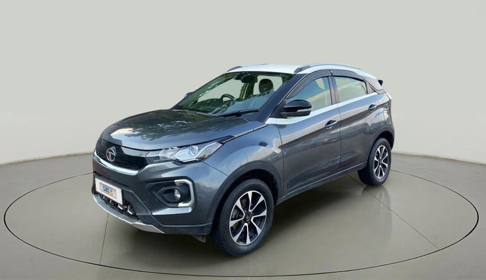 2020 Tata NEXON XZ PLUS SUNROOF PETROL DUAL TONE, Petrol, Manual, 61,059 km, Left Front Diagonal
