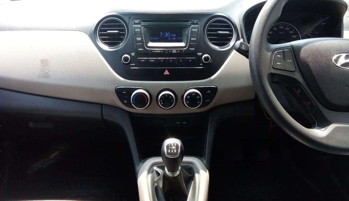 2015 Hyundai Grand i10 SPORTZ 1.2 KAPPA VTVT, Petrol, Manual, 38,005 km, Air Conditioner