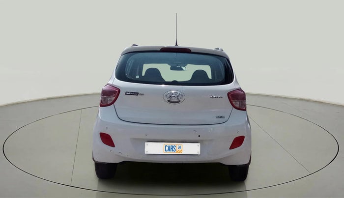 2015 Hyundai Grand i10 SPORTZ 1.2 KAPPA VTVT, Petrol, Manual, 38,005 km, Back/Rear