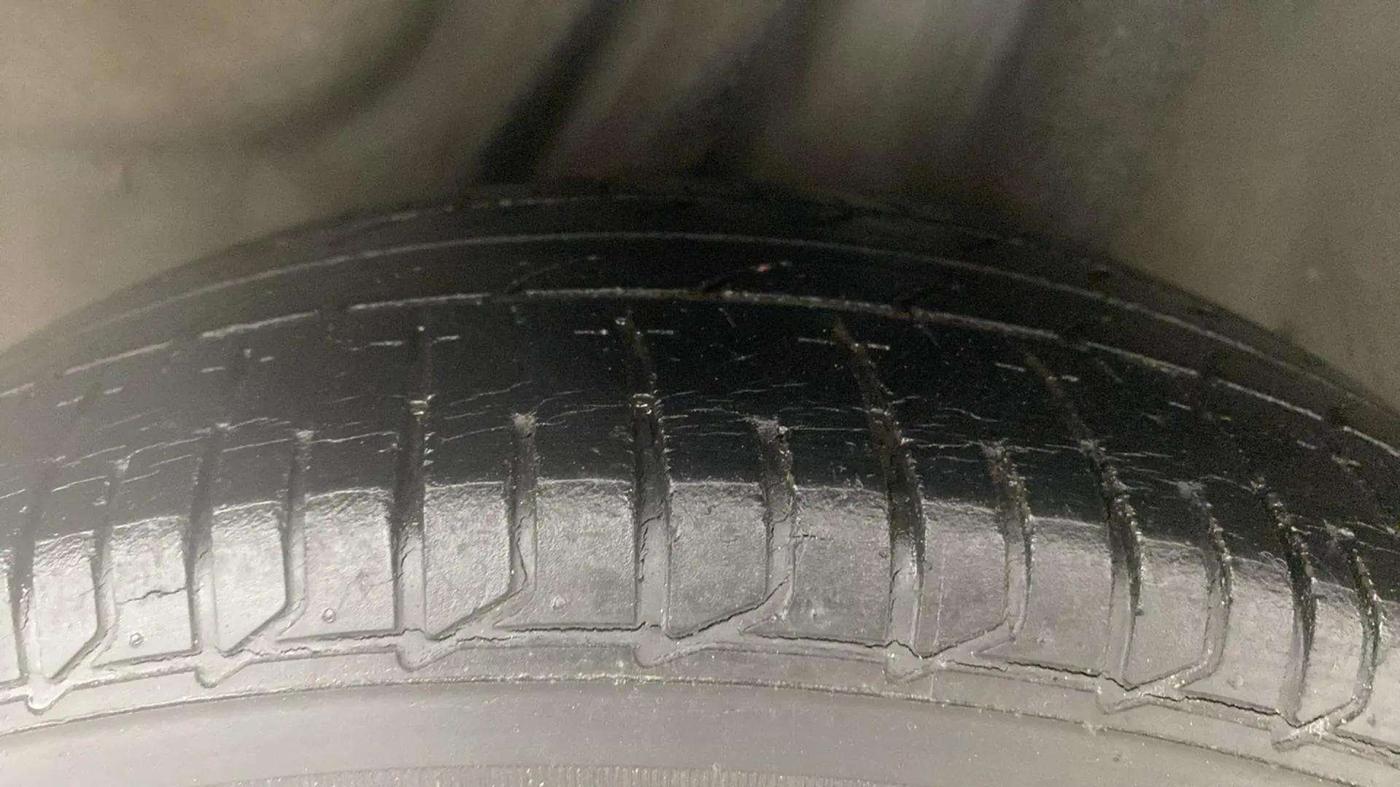2014 Honda Mobilio 1.5L I-VTEC V, Petrol, Manual, 39,084 km, Left Rear Tyre Tread