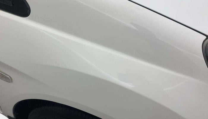 2014 Honda Mobilio 1.5L I-VTEC V, Petrol, Manual, 39,084 km, Right fender - Paint has minor damage