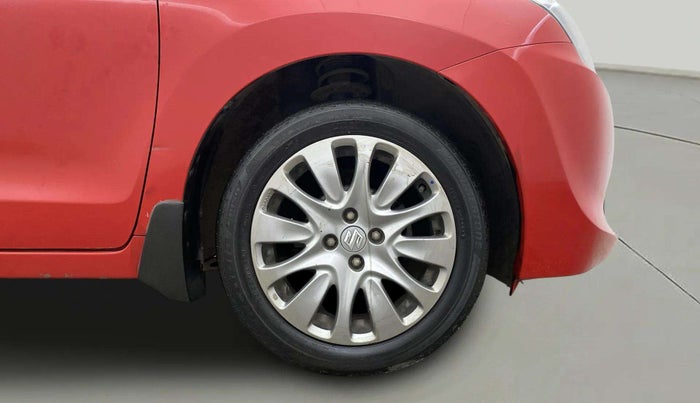 2016 Maruti Baleno ALPHA PETROL 1.2, Petrol, Manual, 48,996 km, Right Front Wheel